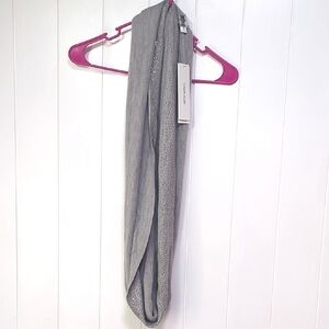 🌟NWT Gray Infinity Scarf with Sparkle Detail
